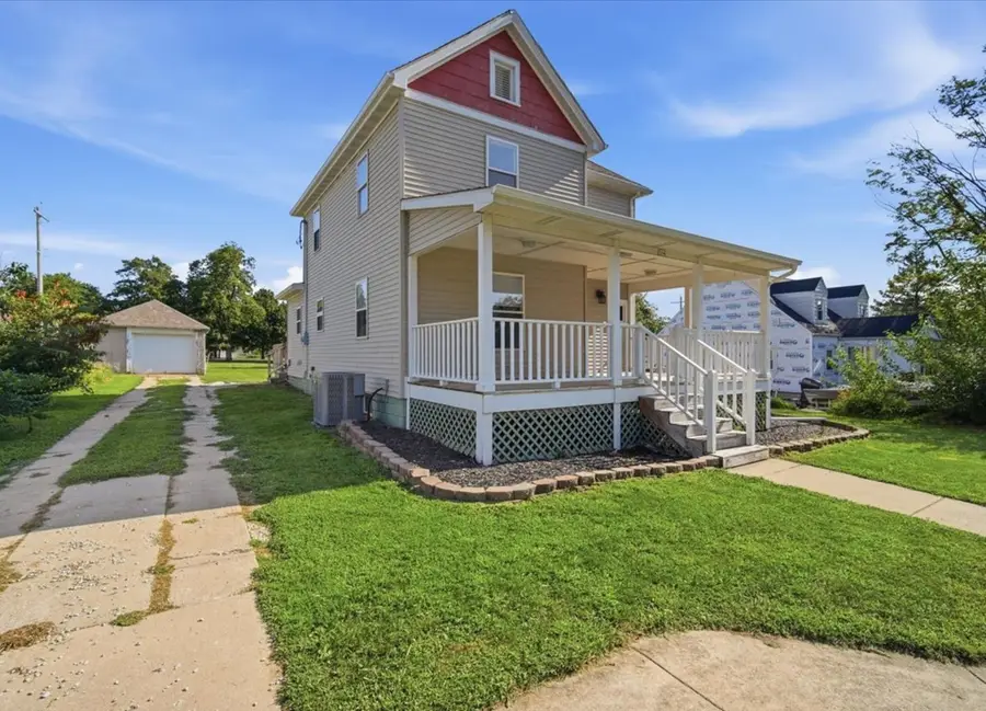 304 E Franklin Street, Carlock, IL 61725 - #2