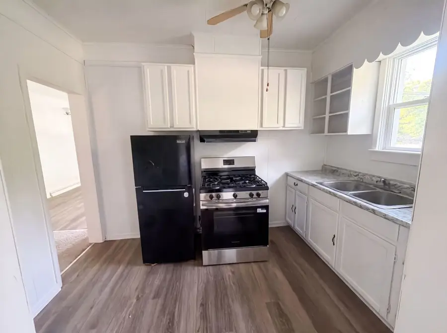 508 E Sigler Street, Hebron, IN 46341 - #2