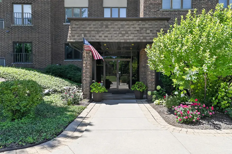 453 Raintree Drive #5g, Glen Ellyn, IL 60137 - #2