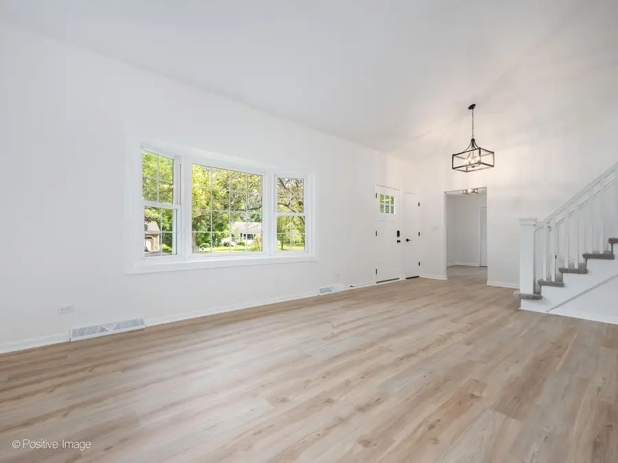 1092 Aberdeen Lane, Mundelein, IL 60060 - #3