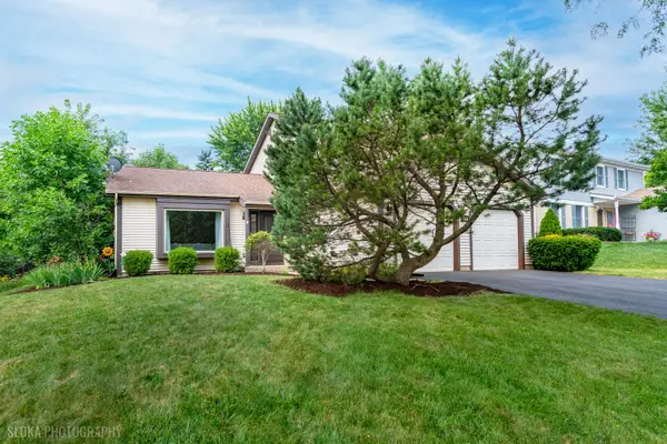1152 Pinetree Lane, Bartlett, IL 60103
