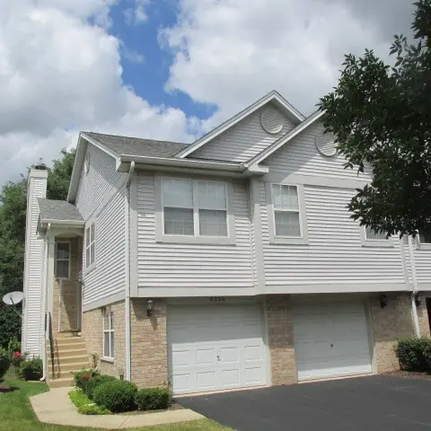 9336 Waterfall Glen Boulevard, Darien, IL 60561