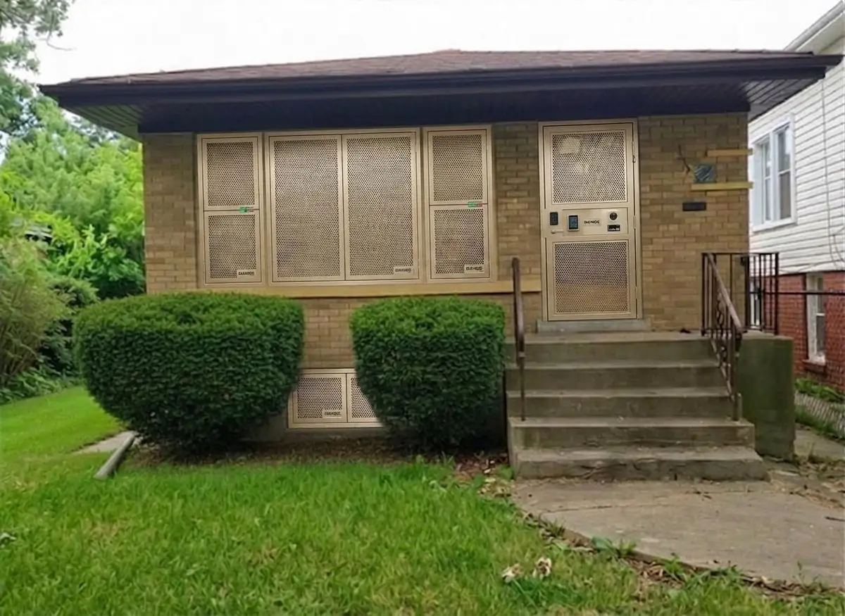 9022 S University Avenue, Chicago, IL 60619 - #1