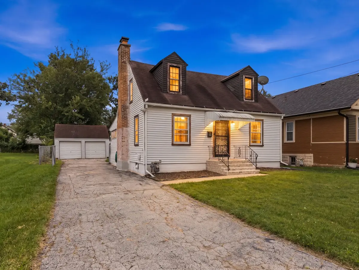1029 Front Street, Aurora, IL 60505 - #1
