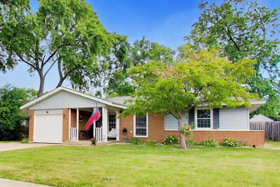 502 Shadywood Lane, Elk Grove Village, IL 60007 - #3