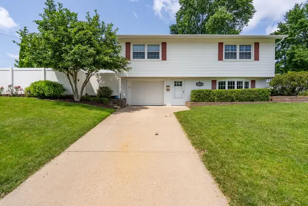 3120 Magnolia Court, Bettendorf, IA 52722