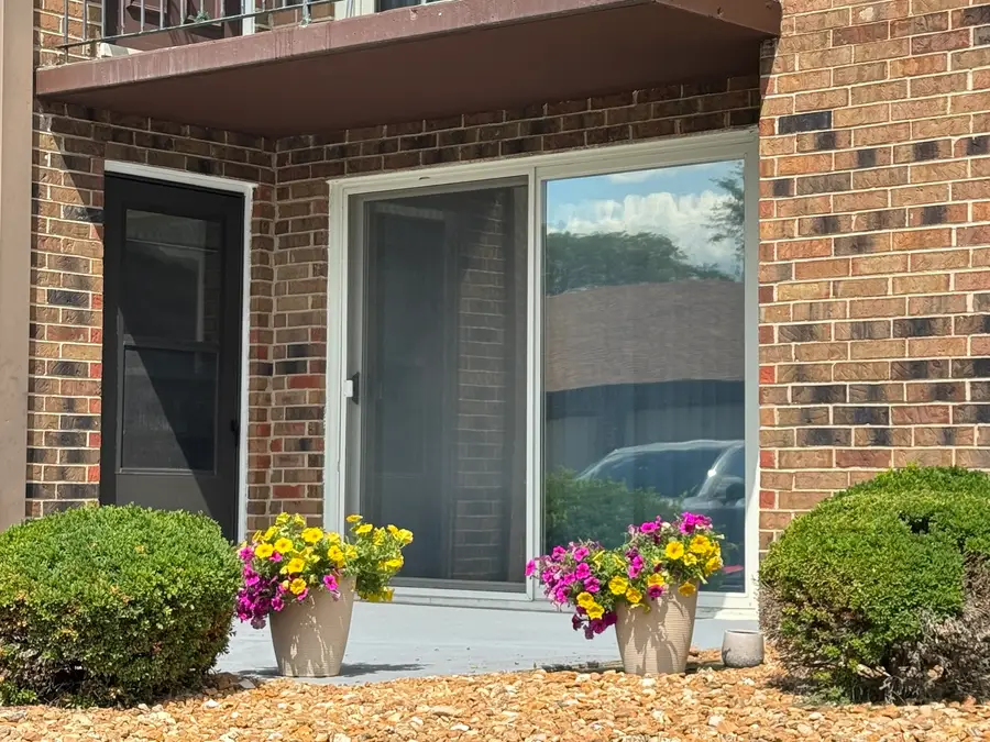 4924 Circle Court #404, Crestwood, IL 60418 - #2