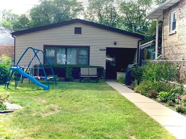 3006 N Natoma Avenue, Chicago, IL 60634