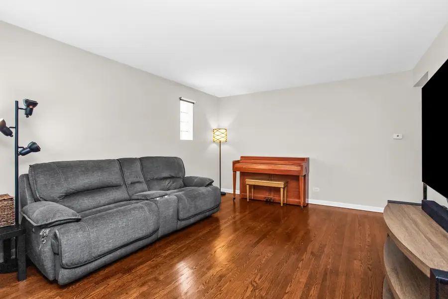 4835 N Nordica Avenue, Chicago, IL 60656 - #3