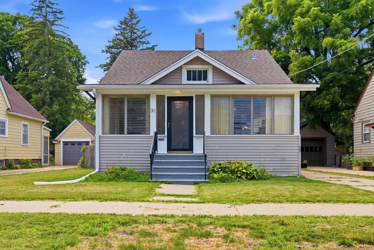 30 N Commonwealth Avenue, Elgin, IL 60123 - #1