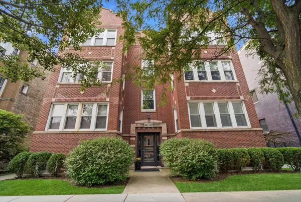 2449 W Foster Avenue #2E, Chicago, IL 60625