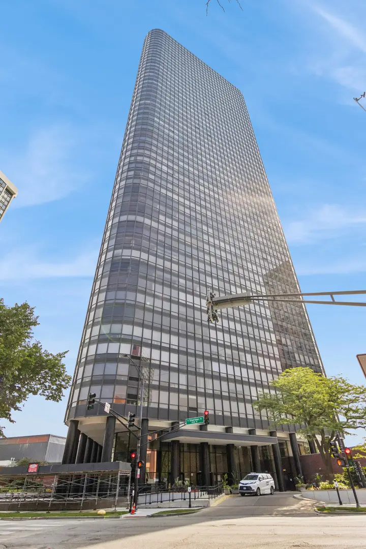 5415 N Sheridan Road N #5206, Chicago, IL 60640 - #1