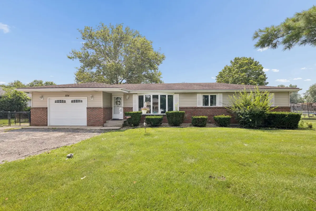 934 Regent Street, New Lenox, IL 60451 - #1
