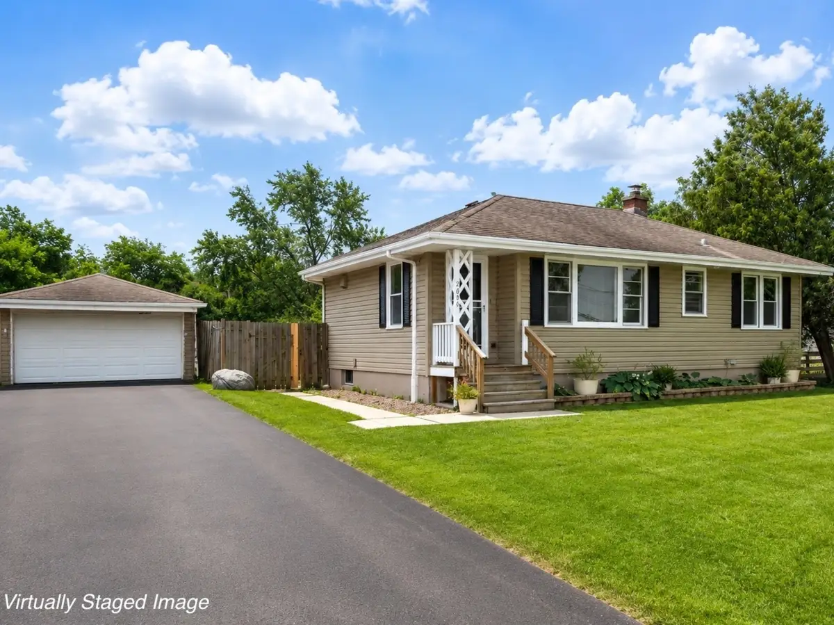 2099 Inverness Avenue, Downers Grove, IL 60515 - #1