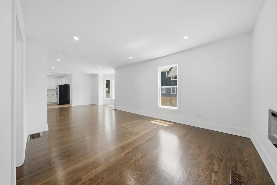 9925 S Beverly Avenue, Chicago, IL 60643 - #3