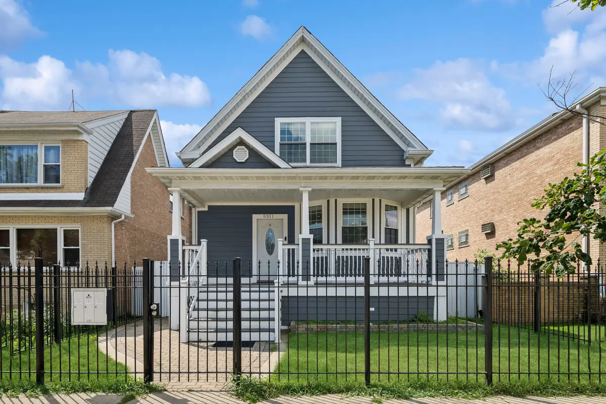 5351 W Foster Avenue, Chicago, IL 60630 - #1