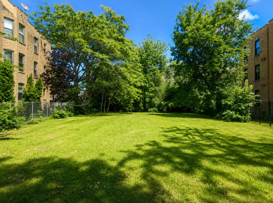 5031 S Michigan Avenue, Chicago, IL 60615 - #2