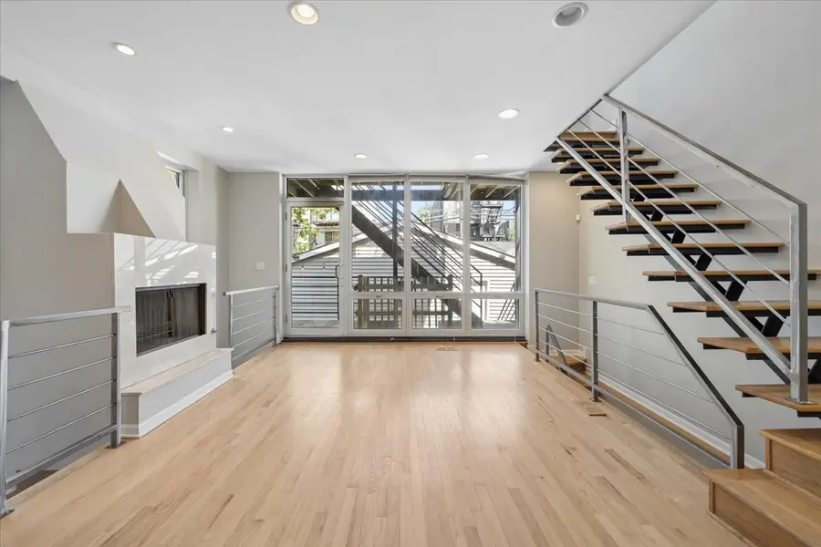 1015 N Hermitage Avenue #B, Chicago, IL 60622 - #3