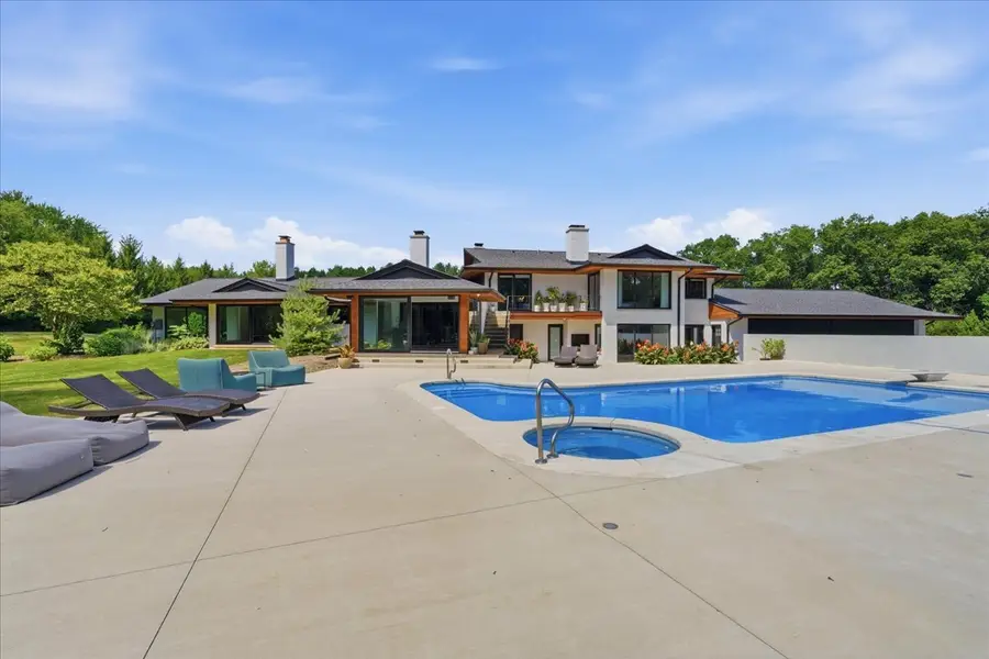 215 Woodhaven Lane, Barrington, IL 60010 - #2