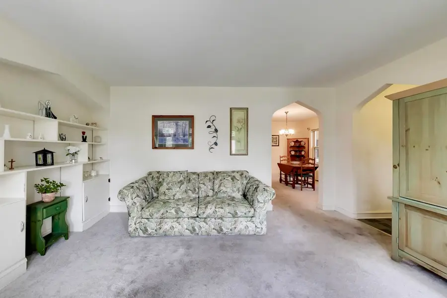 5829 N Mobile Avenue, Chicago, IL 60646 - #3