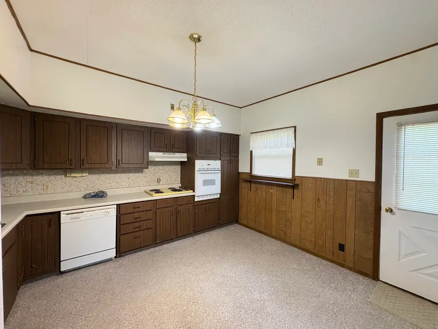 205 N Poplar Street, De Soto, IL 62924 - #2