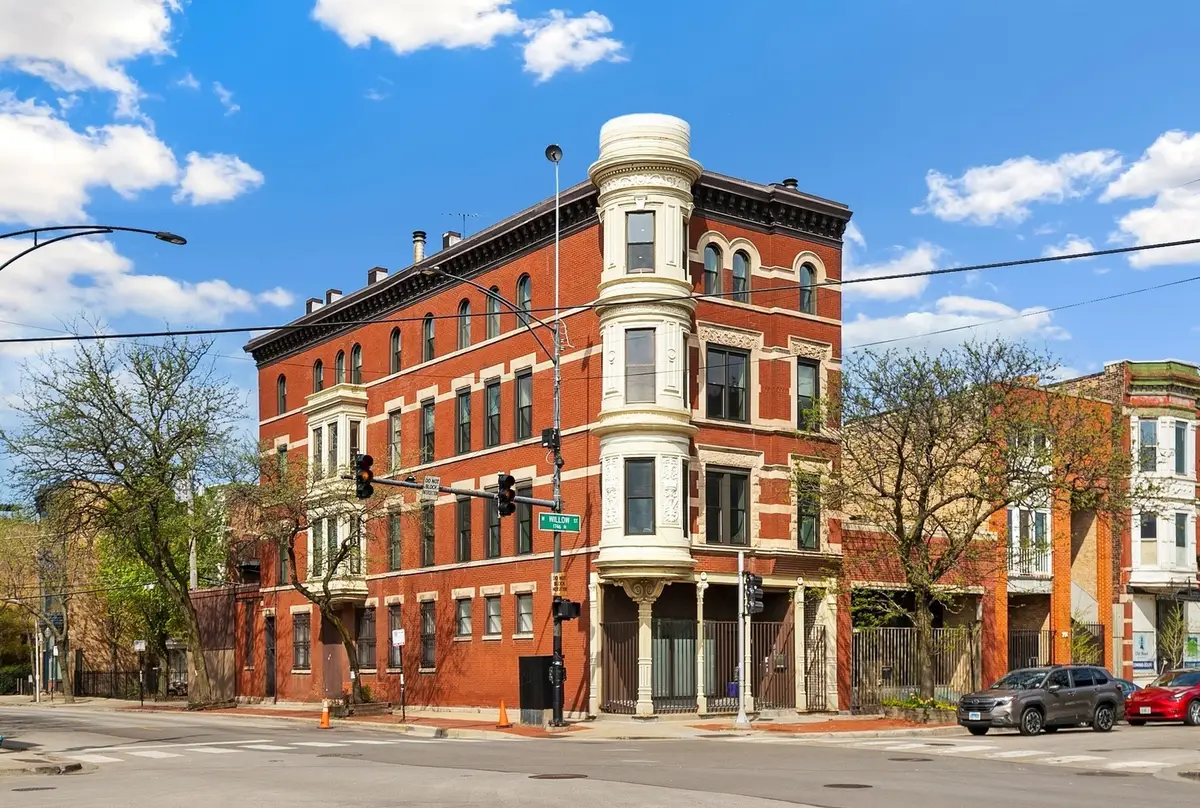 958 W Willow Street #4, Chicago, IL 60614 - #1