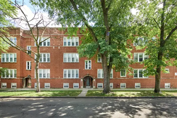 7209 N Damen Avenue #3, Chicago, IL 60626