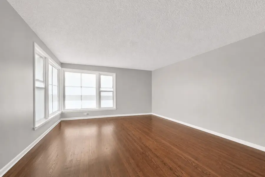 10320 Laramie Avenue, Oak Lawn, IL 60453 - #3