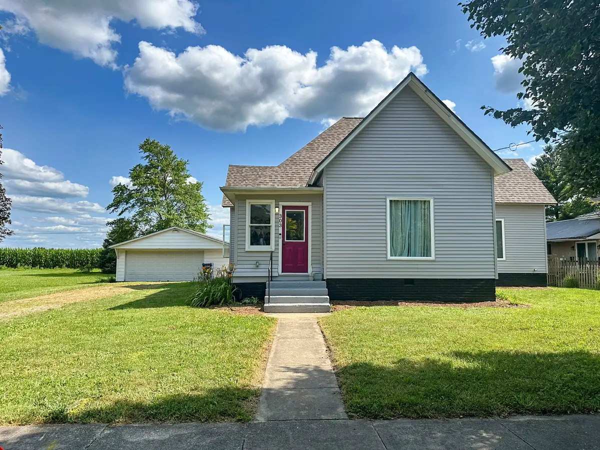 303 5th Street, Ivesdale, IL 61851 - #1