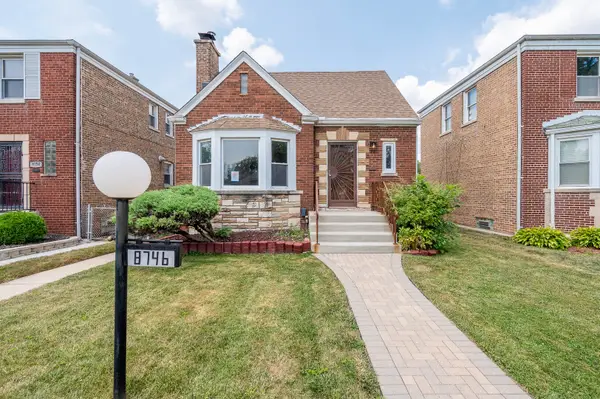 8746 S Kenwood Avenue, Chicago, IL 60619