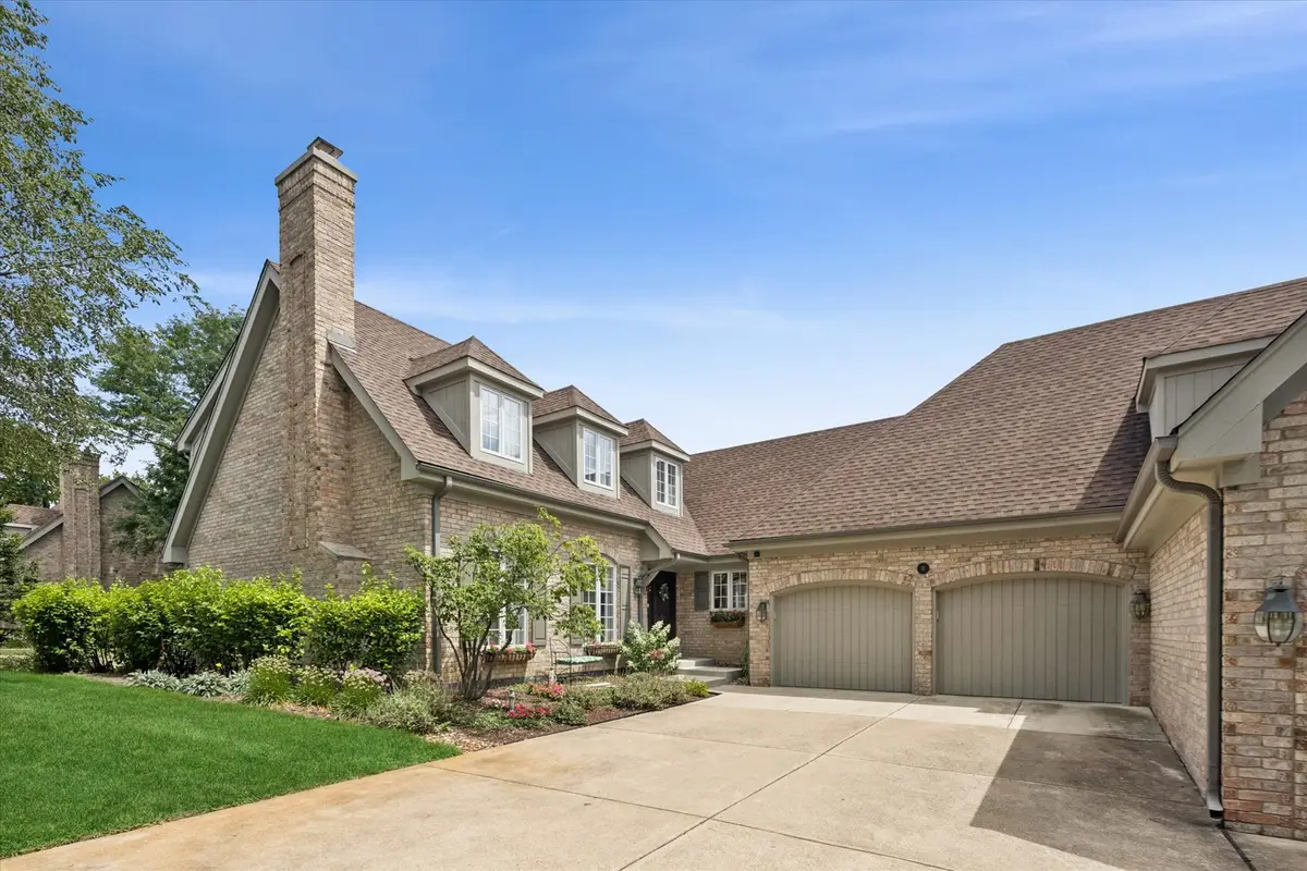 10 Tartan Ridge Road, Burr Ridge, IL 60527 - #1