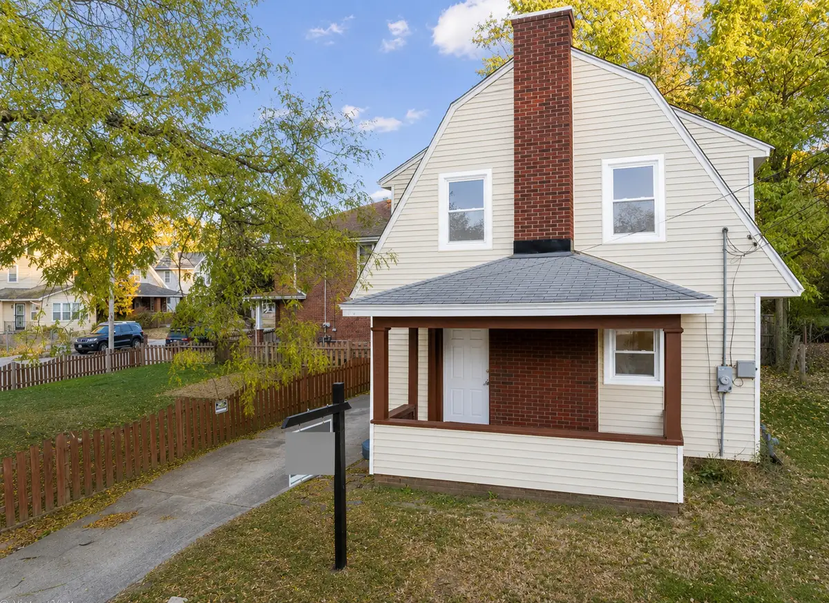 233 Oakwood Avenue, Rockford, IL 61101 - #1