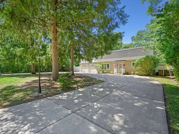 166 Forest View Avenue, Wood Dale, IL 60191