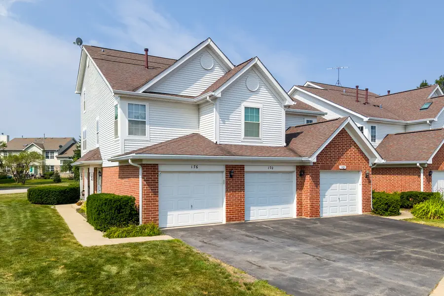 176 Birmingham Court #176, Roselle, IL 60172 - #2