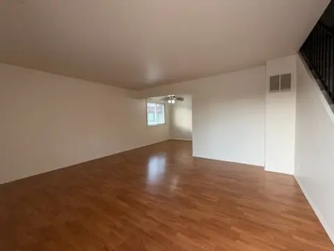 2626 Woodview Court #2626, Waukegan, IL 60087 - #2