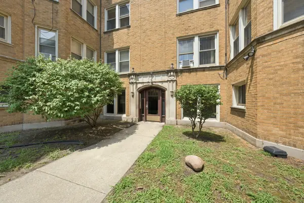 2212 E 70th Street #1B, Chicago, IL 60649