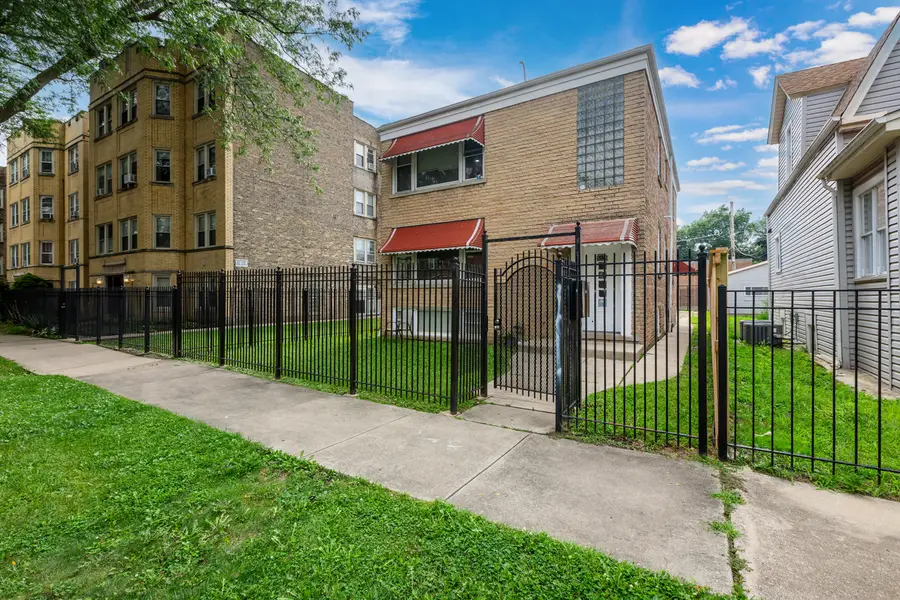 5038 N Harding Avenue, Chicago, IL 60625 - #2