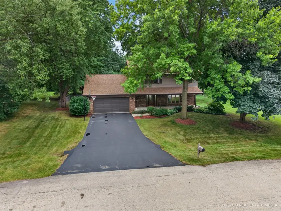 6151 Lippincott Lane, Rockford, IL 61107 - #2
