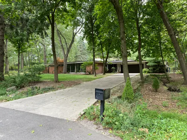 12616 S 83rd Avenue, Palos Park, IL 60464