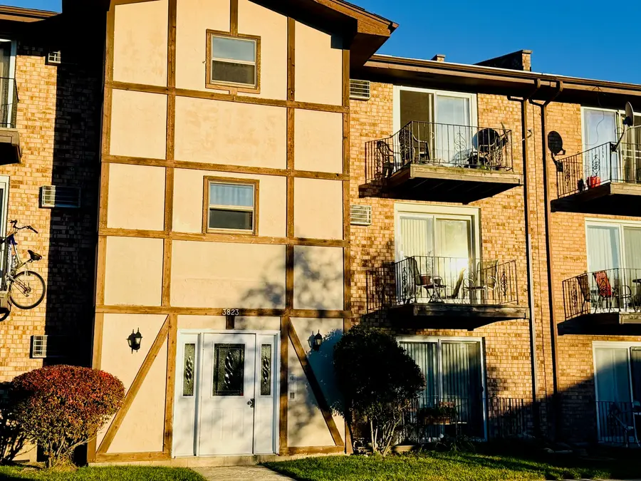 3823 W 123rd Street #302, Alsip, IL 60803 - #2