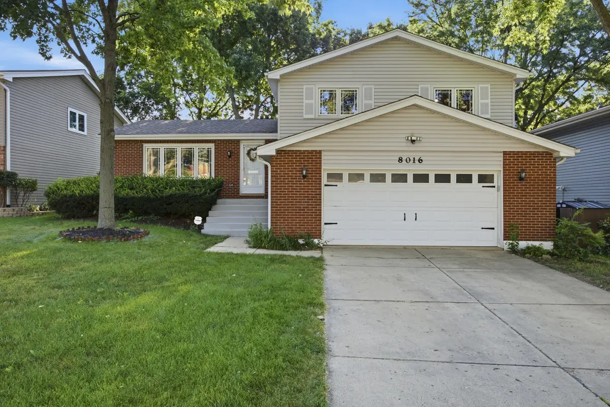 8016 Geneva Street, Woodridge, IL 60517 - #1