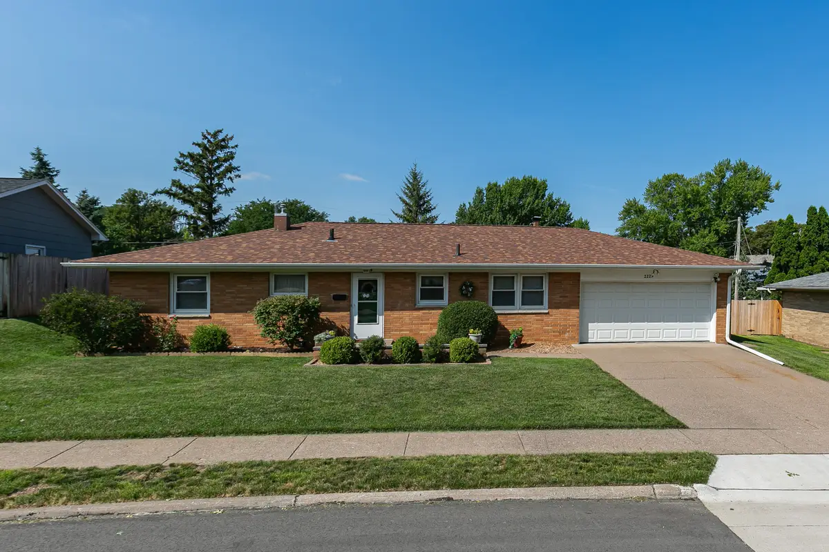 2229 W Hayes Street, Davenport, IA 52804 - #1