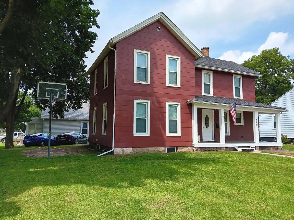 509 S Madison Street, Morrison, IL 61270 - #1