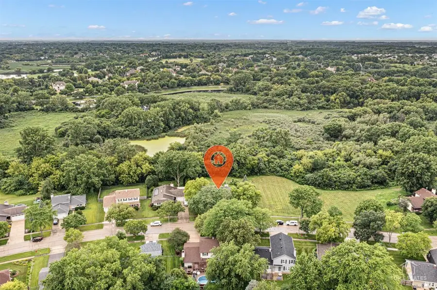 4030 N Parkside Drive, Hoffman Estates, IL 60192 - #3