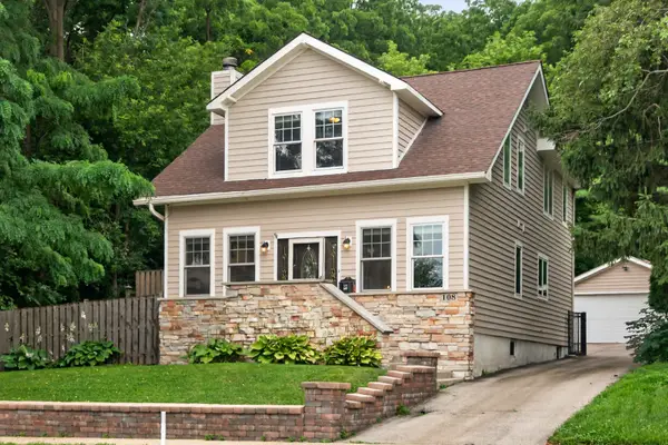 108 N Main Street, Algonquin, IL 60102