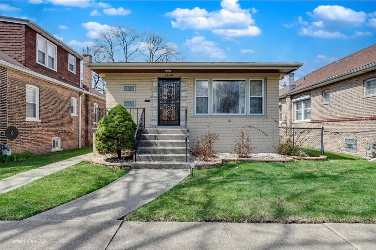 8240 S Woodlawn Avenue, Chicago, IL 60619 - #1