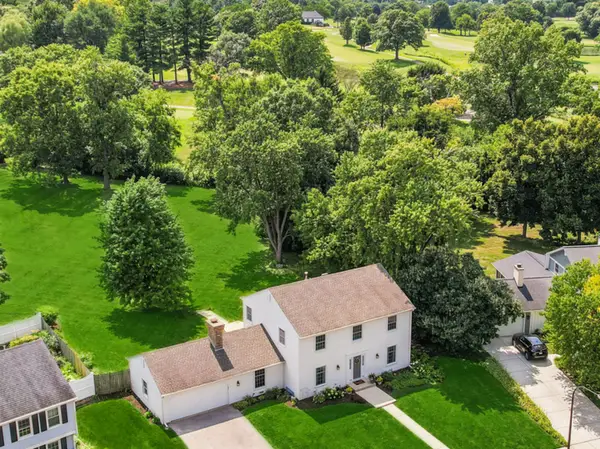 6S370 New Castle Road, Naperville, IL 60540