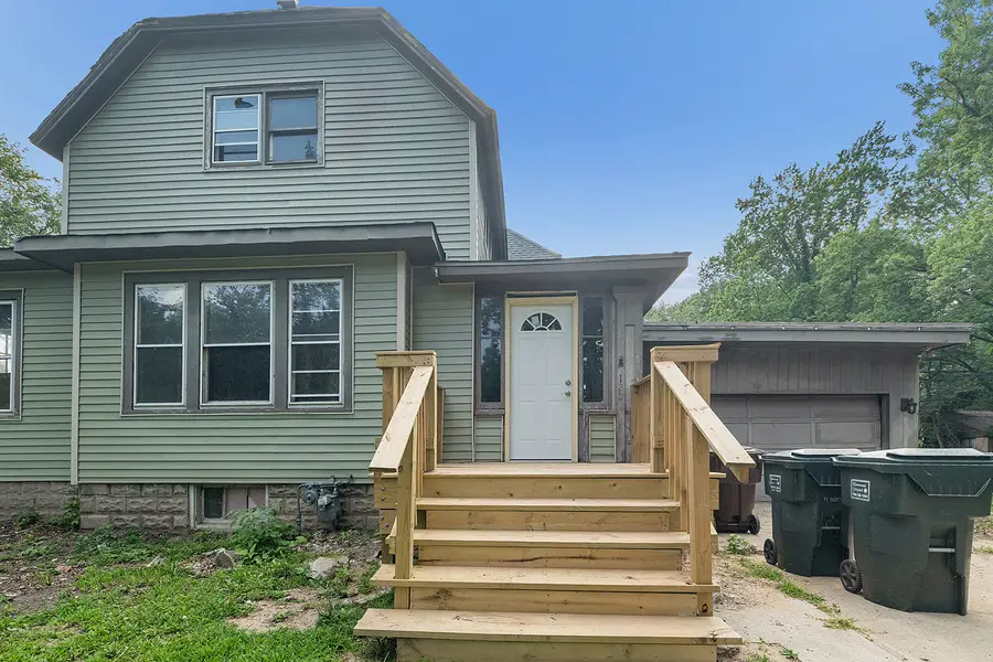 120 S Wabash Avenue, Glenwood, IL 60425 - #2