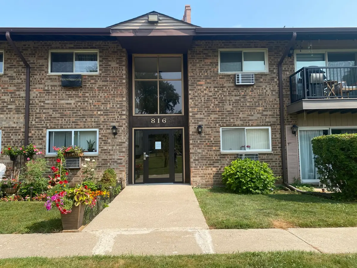 816 E Old Willow Road #209, Prospect Heights, IL 60070 - #1