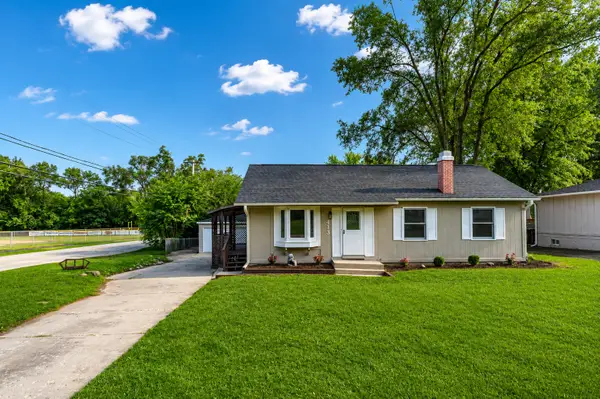 413 Fairfield Drive, Island Lake, IL 60042